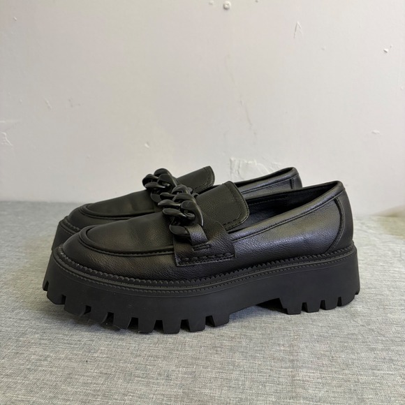 DV Dolce Vita Shoes - DV Dolce Vita Loafers Women 9 Black Larazzo Chunky Lug Sole Chain Detail